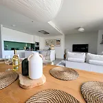 Oasis 325 Premium Sea & Mountains View דירה *