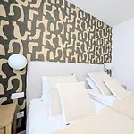 Oasis 325 Premium Sea & Mountains View * אסטפונה
