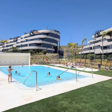 Oasis 325 Premium Sea & Mountains View *